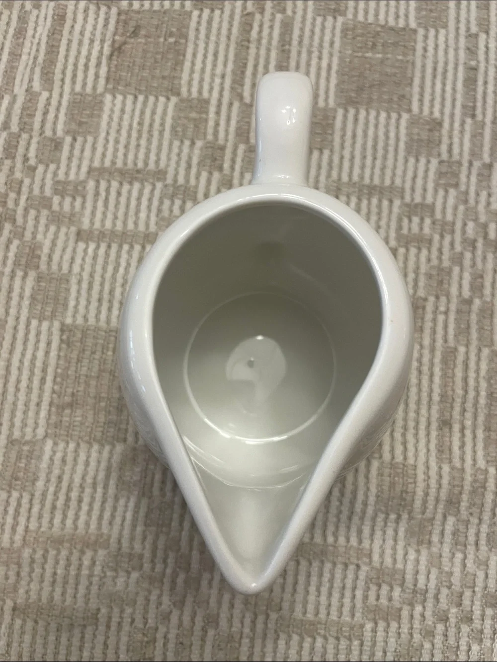 N/A simple white